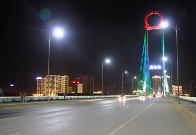 Xianyang City, the LED lights to complete the replacement work Xianyang City, the LED lights to complete the replacement work